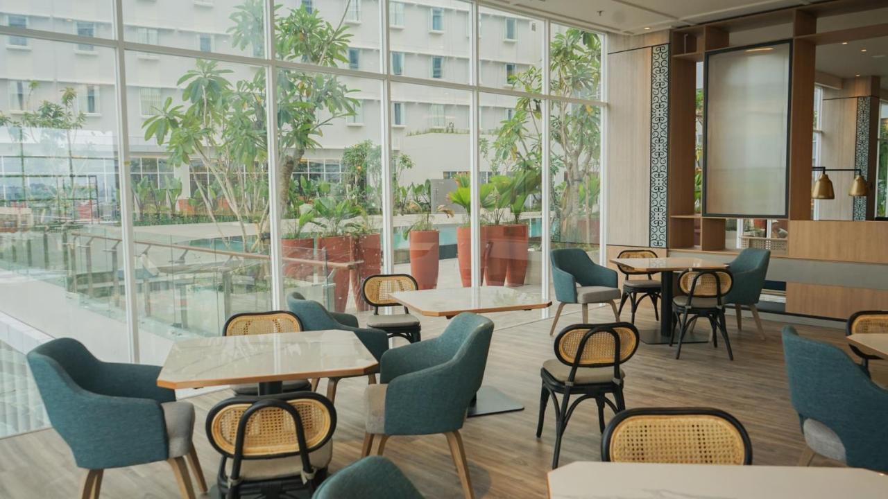 Mercure Самаринда Экстерьер фото